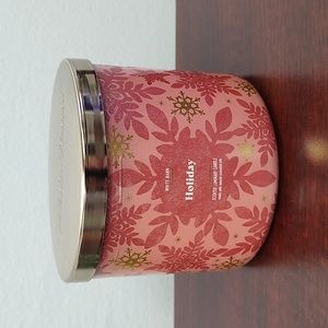 Bath & Body Works White Barn HOLIDAY  3-Wick Candle
